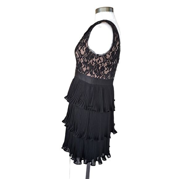 NEW BCBG Paris Black Lace Pleated Chiffon Mini Dress Size 4 Cocktail Party - Picture 5 of 11